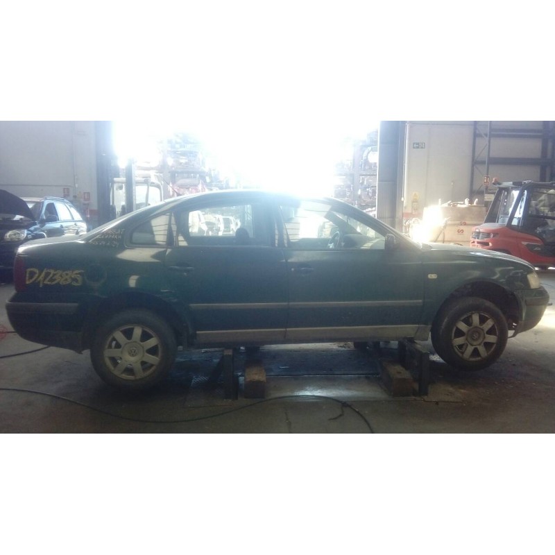 volkswagen passat berlina (3b2) del año 2000