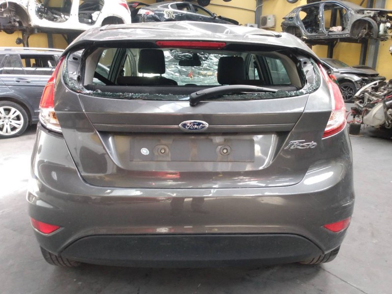 ford fiesta (ccn) del año 2015