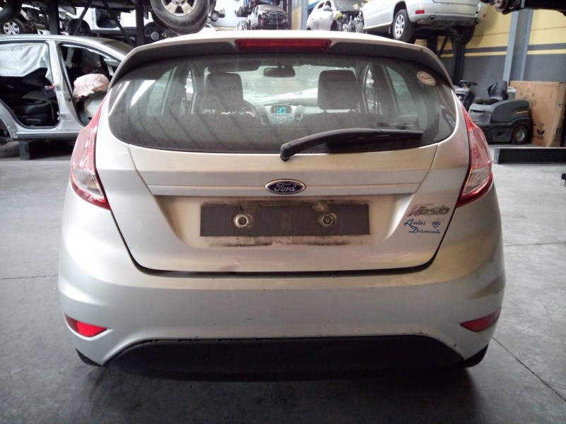ford fiesta (ccn) del año 2015