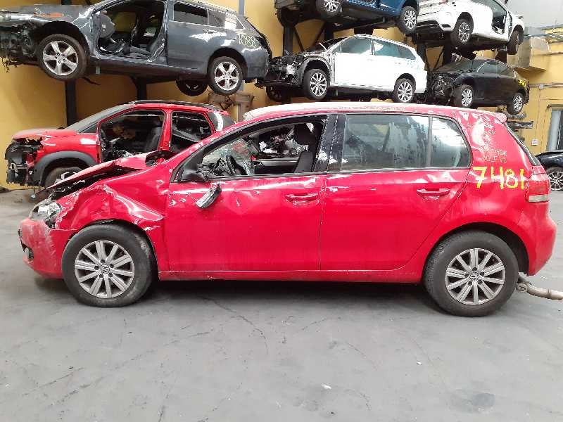 volkswagen golf vi (5k1) del año 2011