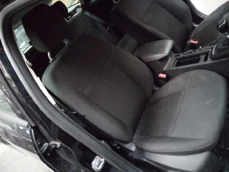 ford focus turn. del año 2014