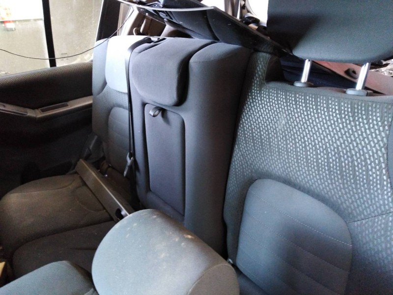 nissan pathfinder (r51) del año 2011