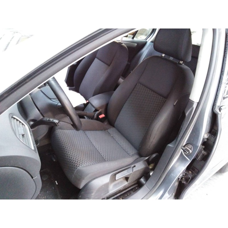 volkswagen golf vi (5k1) del año 2010