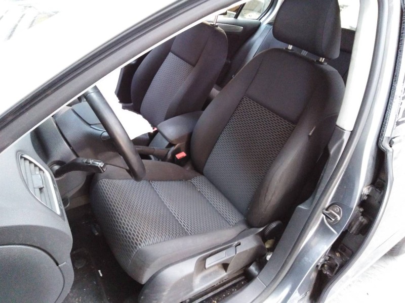 volkswagen golf vi (5k1) del año 2010