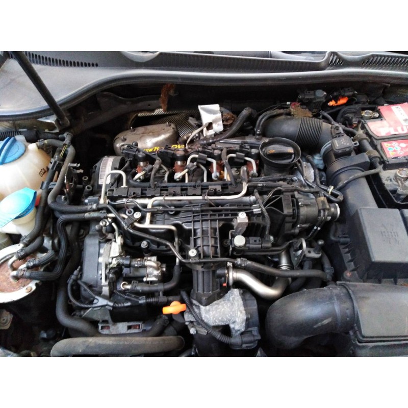 volkswagen golf vi (5k1) del año 2010