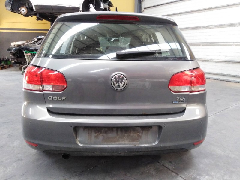 volkswagen golf vi (5k1) del año 2010