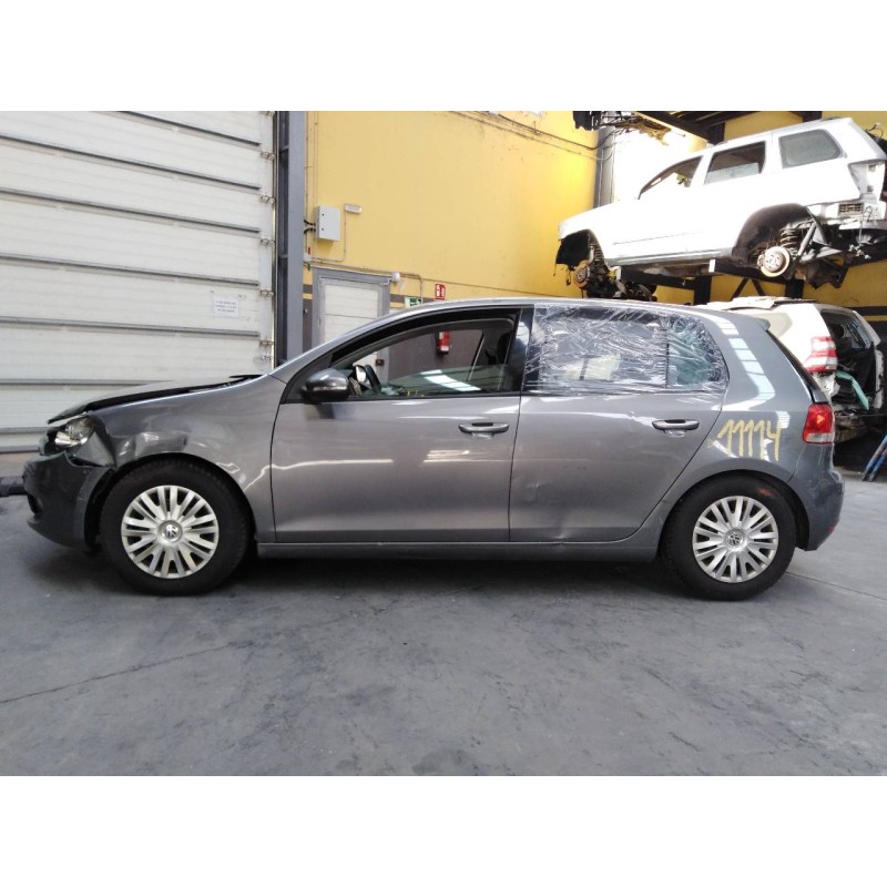 volkswagen golf vi (5k1) del año 2010