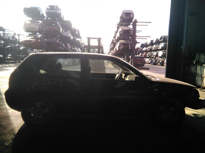 volkswagen golf iv berlina (1j1) del año 1999