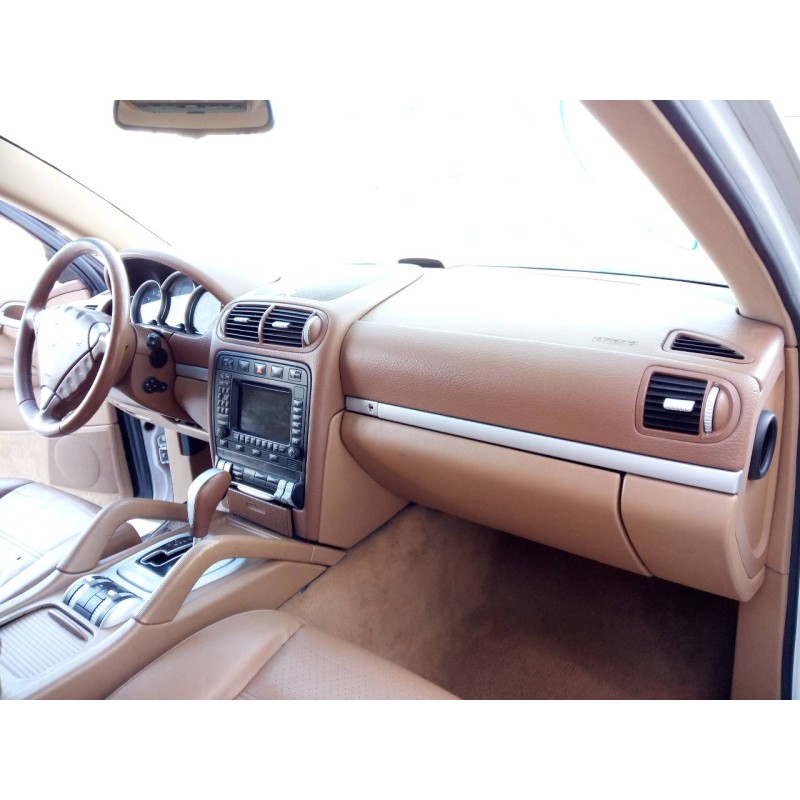 porsche cayenne (typ 9pa) del año 2004