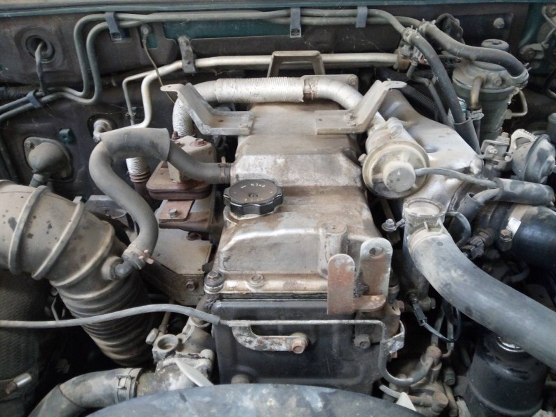 mitsubishi montero (v60/v70) del año 2001