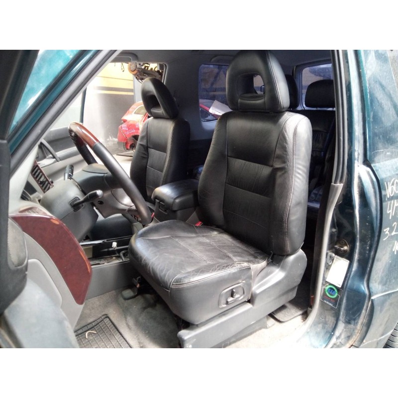 mitsubishi montero (v60/v70) del año 2001