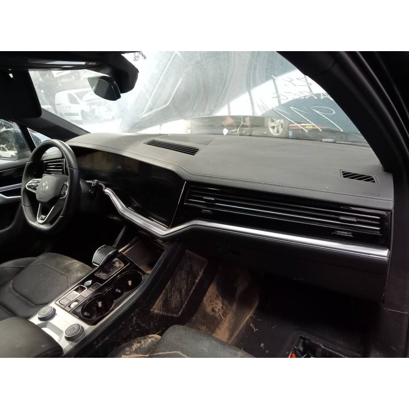 volkswagen touareg del año 2023