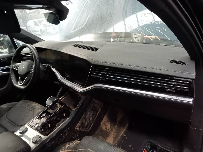 volkswagen touareg del año 2023