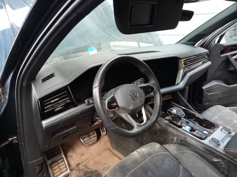 volkswagen touareg del año 2023