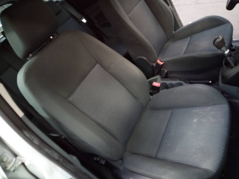 ford c-max del año 2012