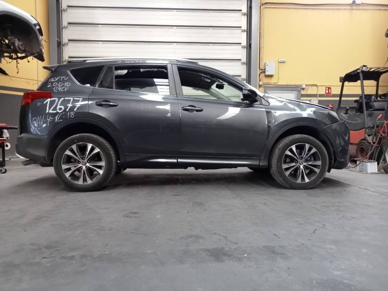 toyota rav 4 del año 2015