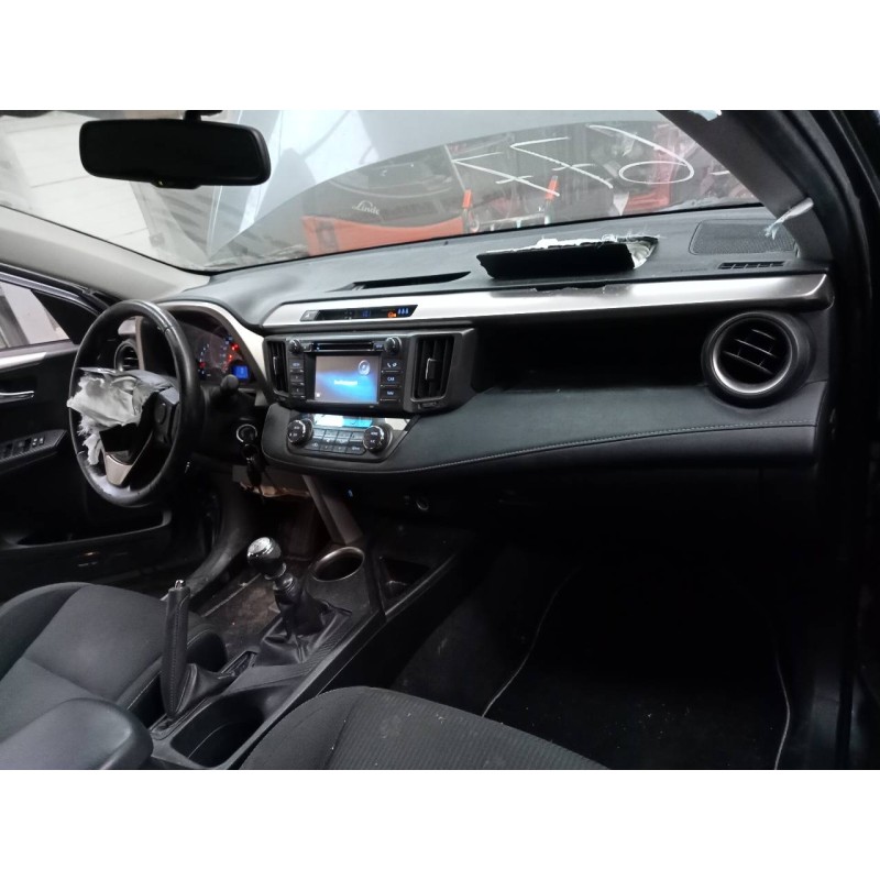 toyota rav 4 del año 2015