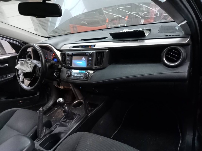 toyota rav 4 del año 2015