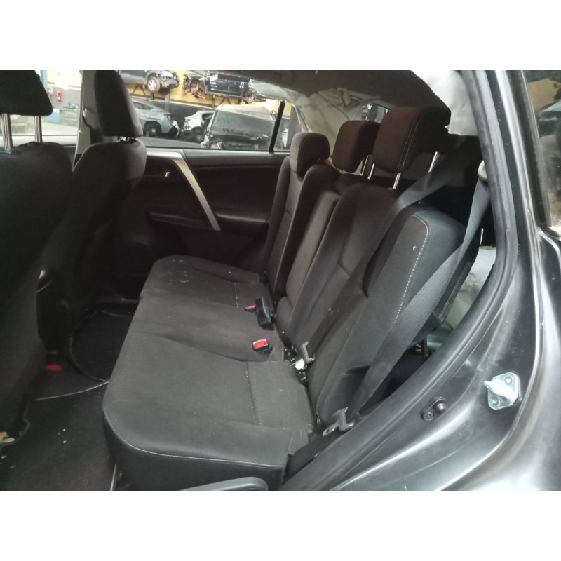 toyota rav 4 del año 2015