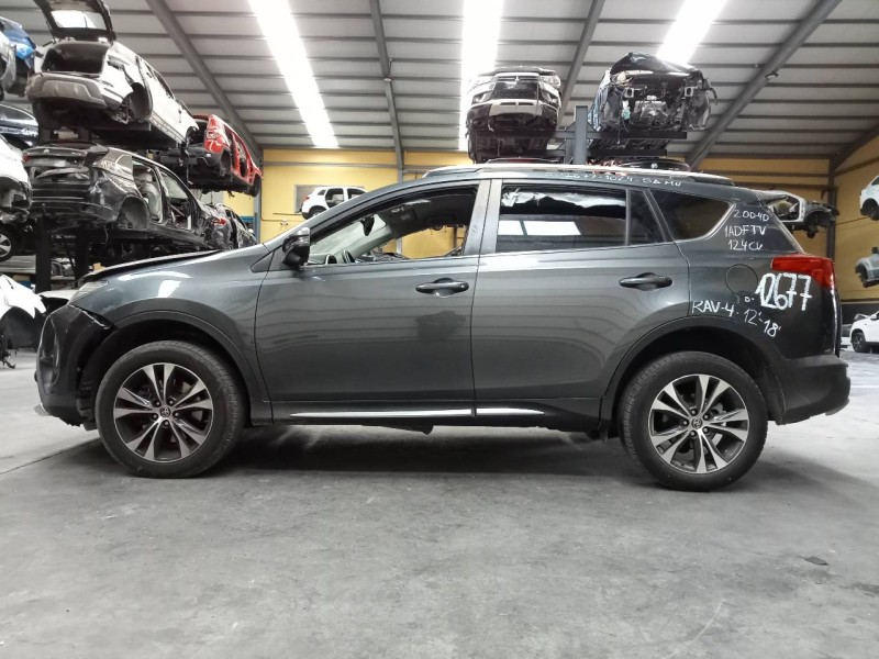 toyota rav 4 del año 2015
