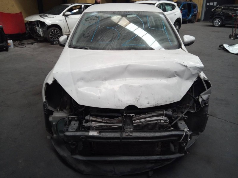 volkswagen golf vi (5k1) del año 2010