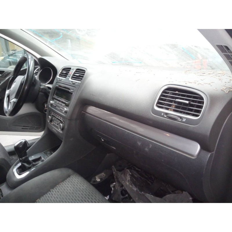 volkswagen golf vi (5k1) del año 2010