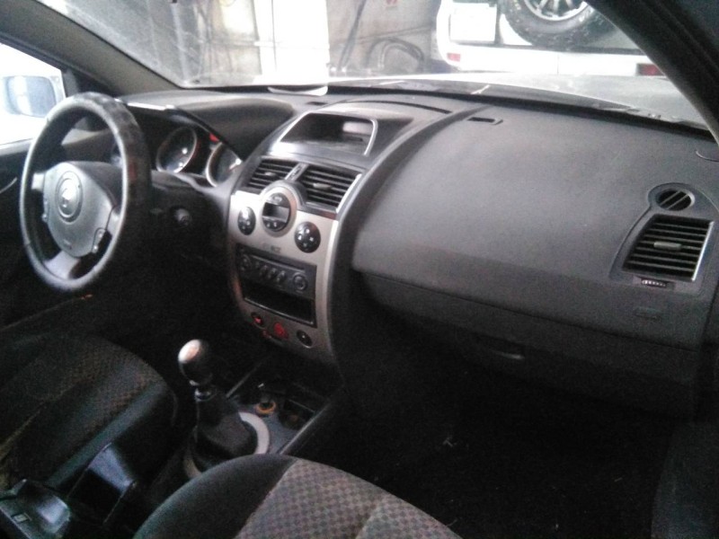 renault megane ii berlina 5p del año 2005