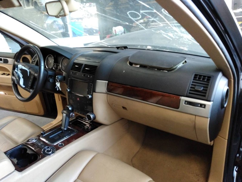 volkswagen touareg (7l6) del año 2008