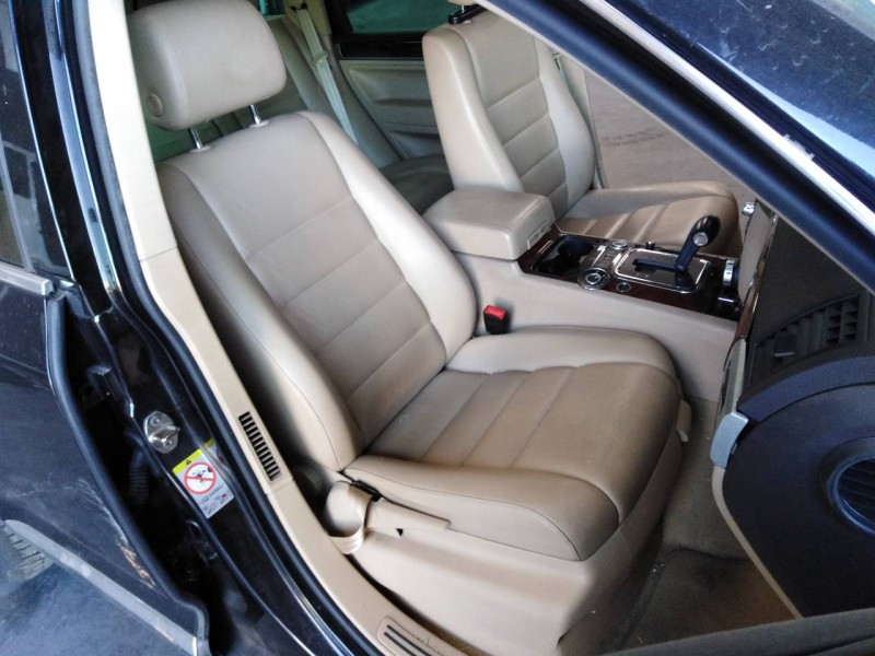 volkswagen touareg (7l6) del año 2008