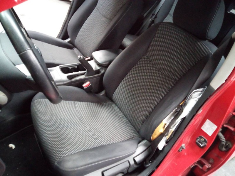 nissan pulsar (c13) del año 2015