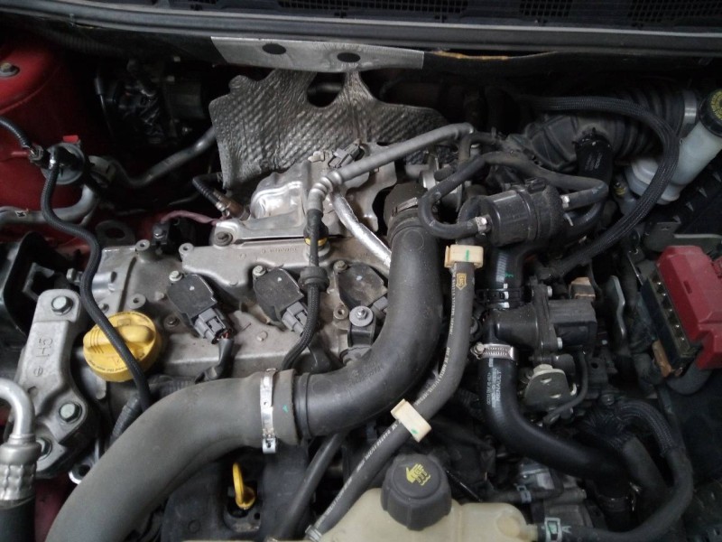 nissan pulsar (c13) del año 2015