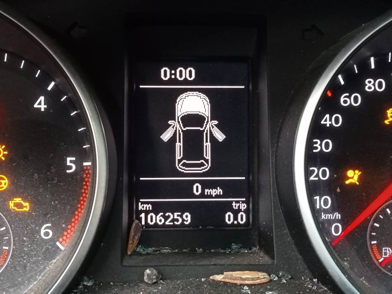 volkswagen golf vi (5k1) del año 2011