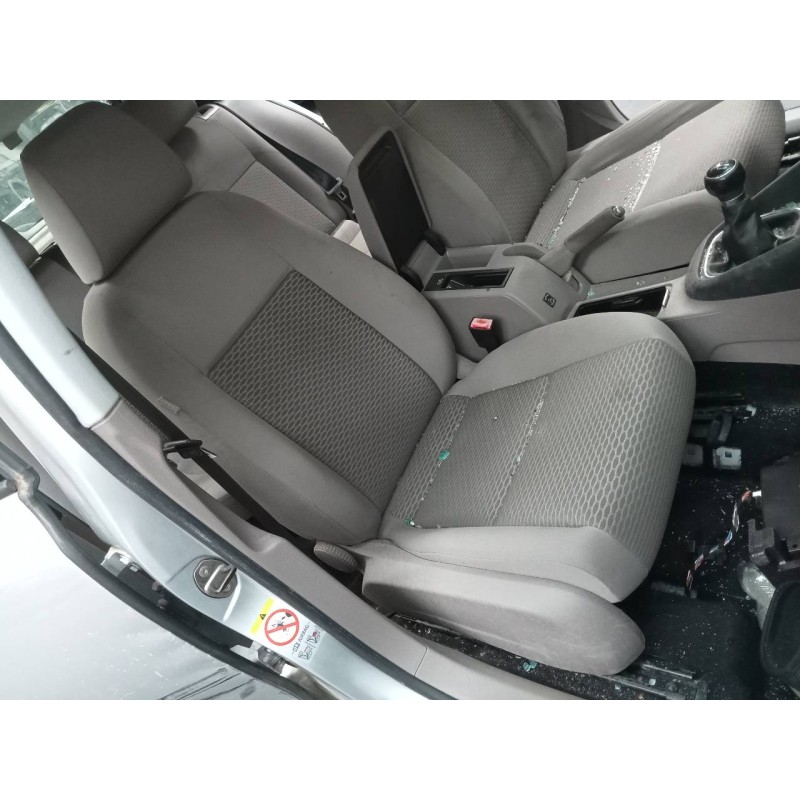 volkswagen golf vi (5k1) del año 2011