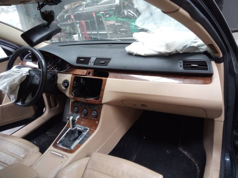 volkswagen passat berlina (3c2) del año 2006