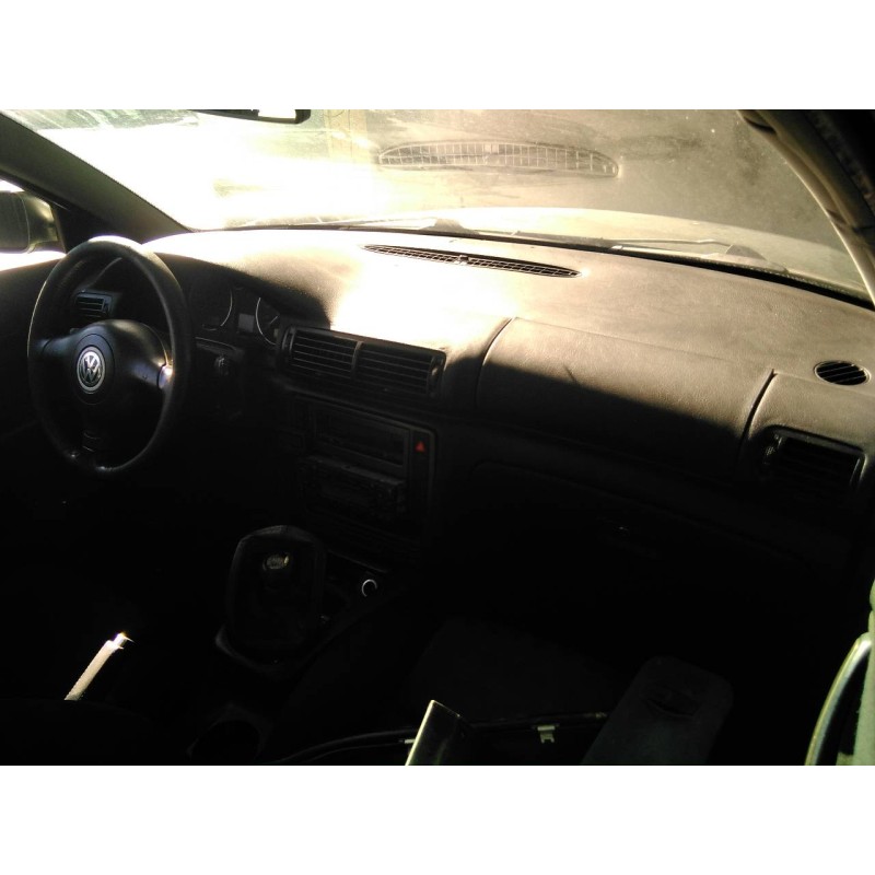 volkswagen passat berlina (3b3) del año 2001