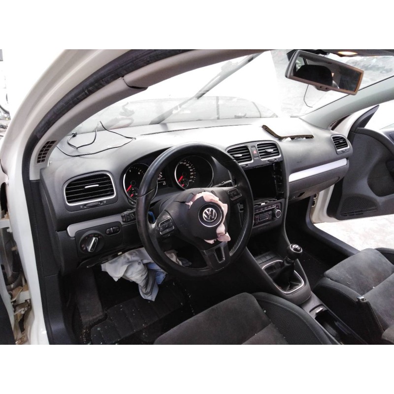 volkswagen golf vi (5k1) del año 2009