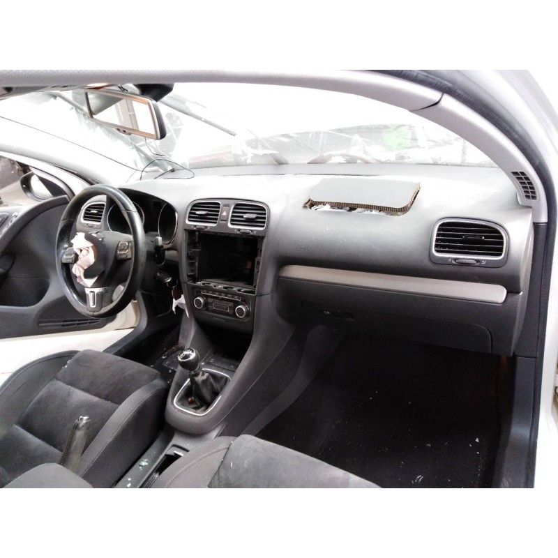 volkswagen golf vi (5k1) del año 2009