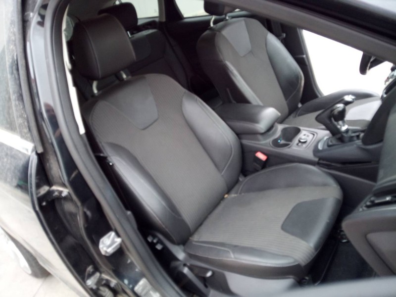 ford focus turn. (cb8) del año 2014