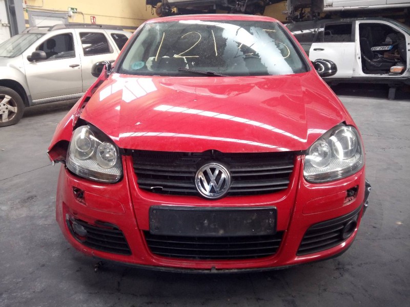 volkswagen golf v berlina (1k1) del año 2007