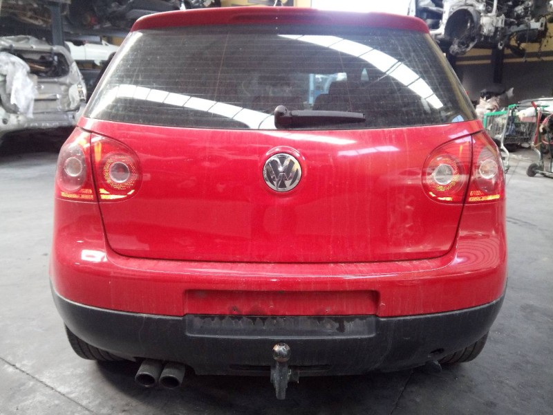 volkswagen golf v berlina (1k1) del año 2007