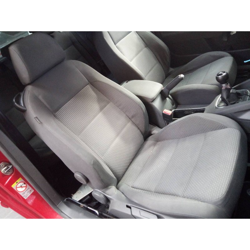 volkswagen golf v berlina (1k1) del año 2007