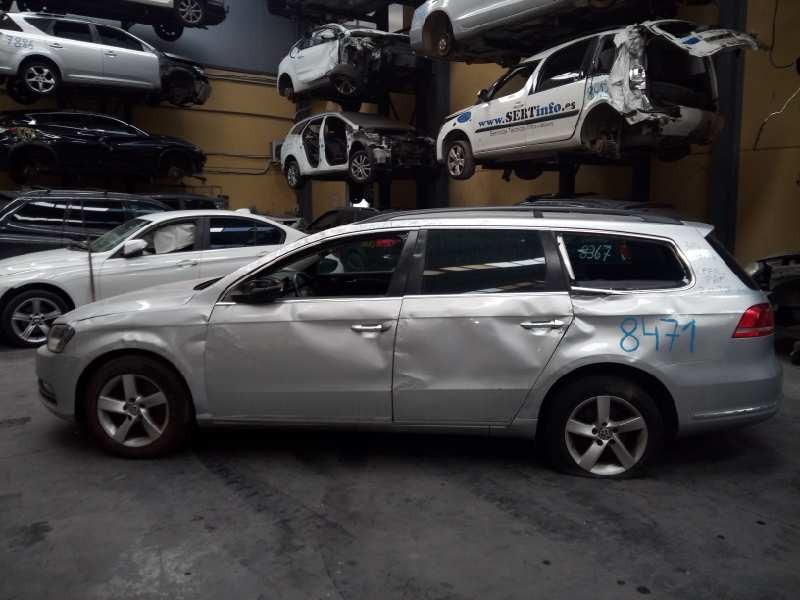 volkswagen passat variant (365) del año 2013