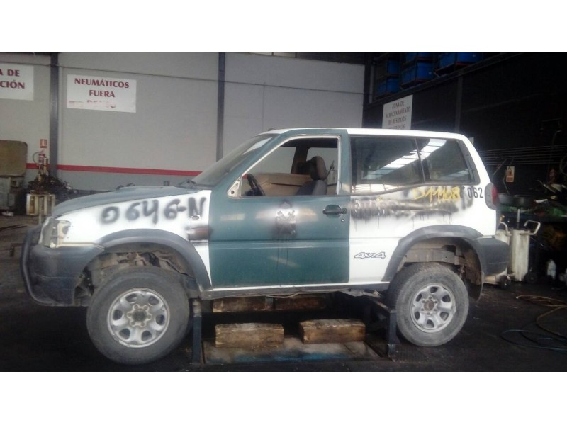 nissan terrano/terrano.ii (r20) del año 2000