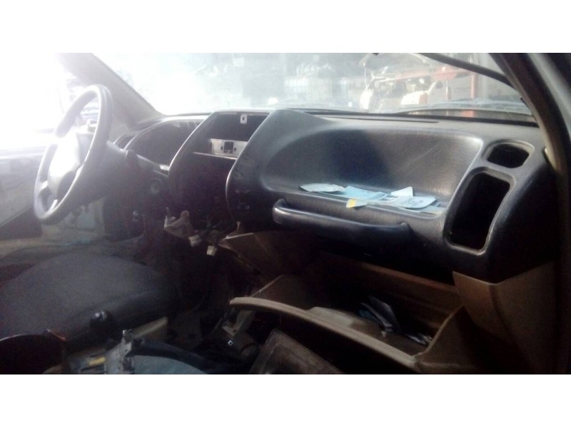 nissan terrano/terrano.ii (r20) del año 2000