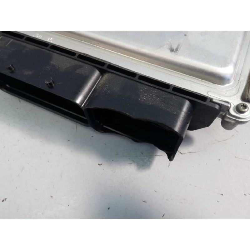 Recambio de centralita motor uce para audi a1 sportback (8xf) attracted referencia OEM IAM 04B907445 28459901 E2-A1-2-4