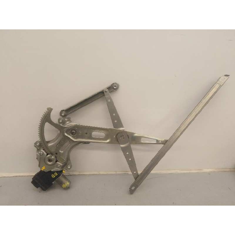 Recambio de elevalunas delantero derecho para toyota prius+ eco referencia OEM IAM 8571062010 0620204011 E2-A3-3-2