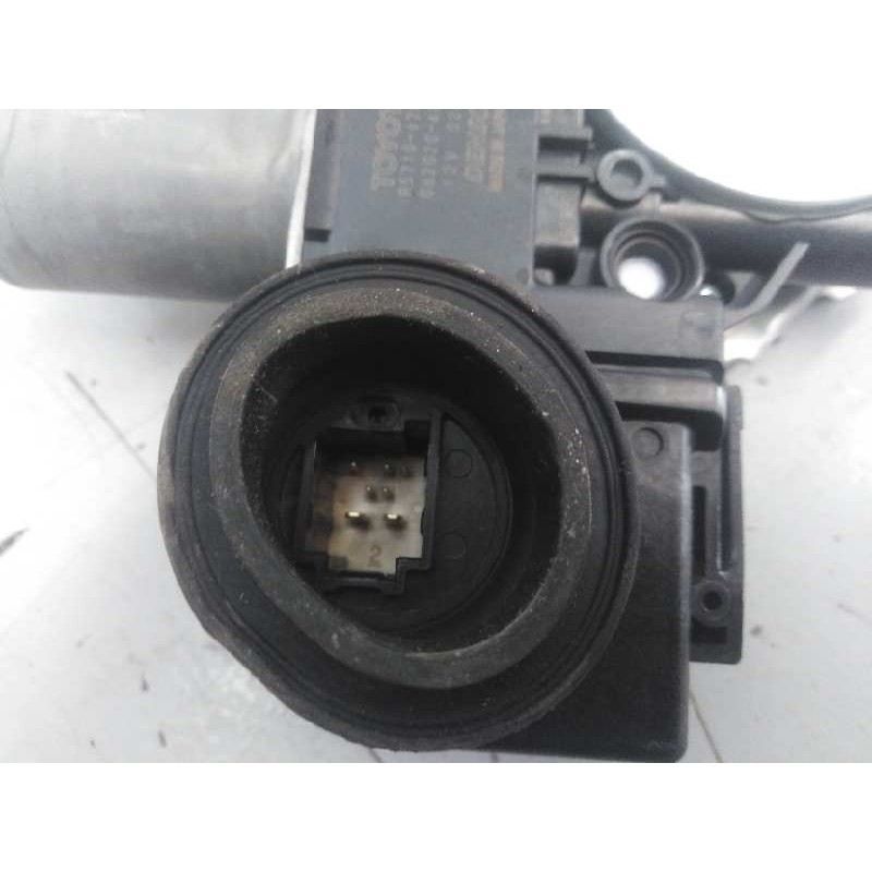 Recambio de elevalunas delantero derecho para toyota prius+ eco referencia OEM IAM 8571062010 0620204011 E2-A3-3-2
