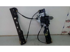 ELEVALUNAS DELANTERO IZQUIERDO 906435105 E2-B6-3-1