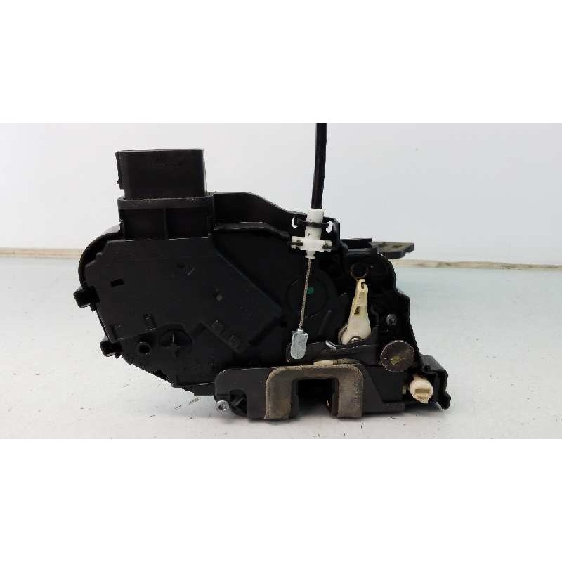 Recambio de cerradura puerta delantera derecha para land rover freelander (lr2) td4 s referencia OEM IAM DLL359RRRH 6H5224994BH 