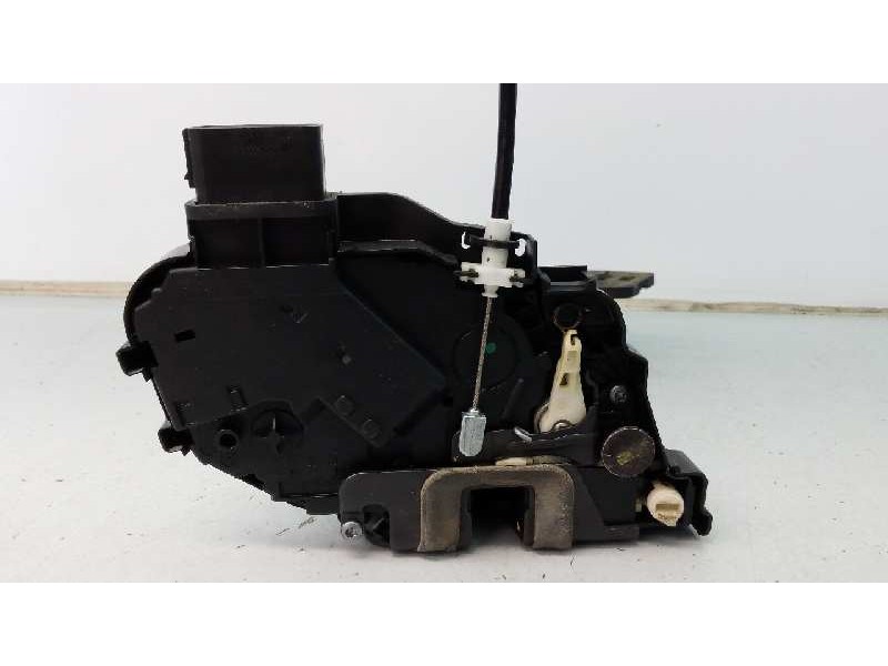 Recambio de cerradura puerta delantera derecha para land rover freelander (lr2) td4 s referencia OEM IAM DLL359RRRH 6H5224994BH 
